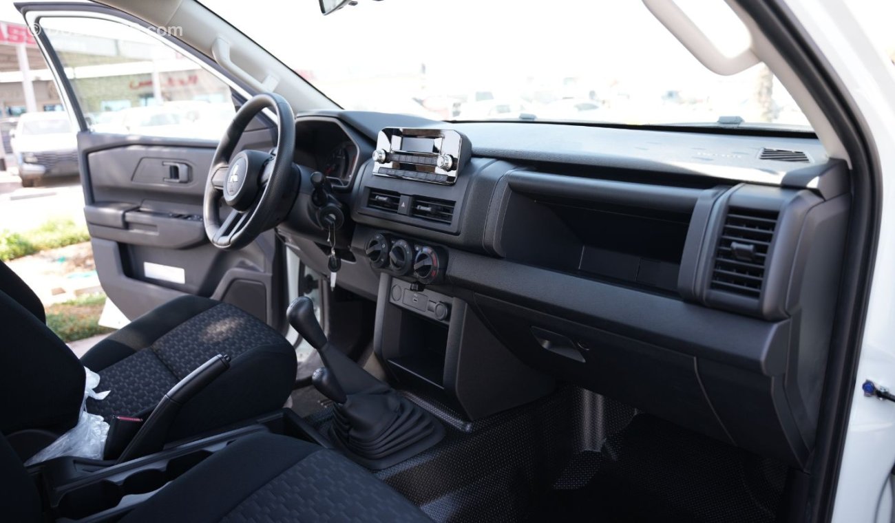 ميتسوبيشي L200 Mitsubishi L200 2.4L Diesel DCabin 4x4 GL 5MT Mid-Line MY-2024