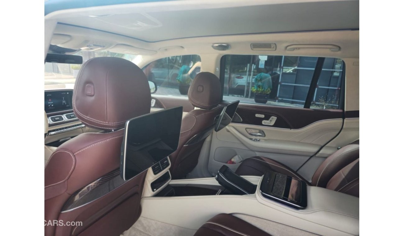 Mercedes-Benz GLS600 Maybach 2022 Mercedes-Maybach GLS 600 - GCC with 2 years warranty and only 20000km mileage is available for