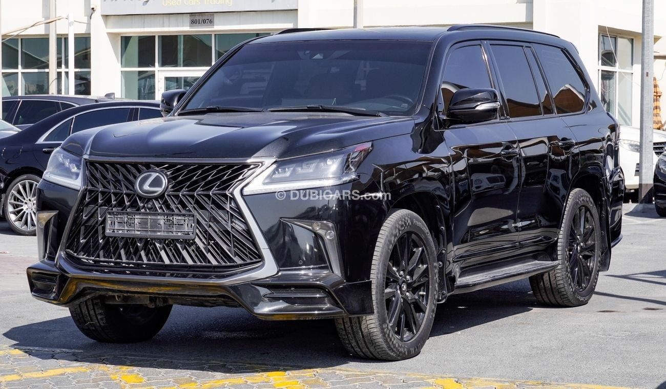 Lexus LX570 Black Edition S