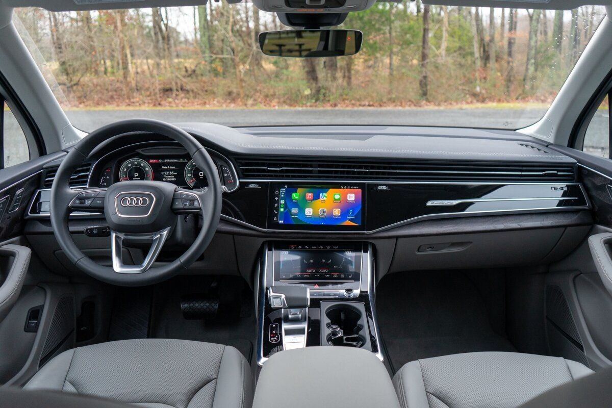 Audi SQ7 interior - Cocokpit