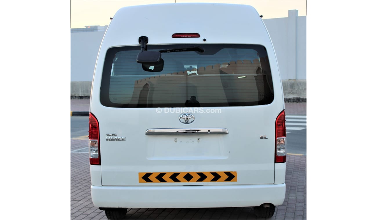 Toyota Hiace Toyota Haice High Roof 2016  GCC in excellent condition without accidents, very clean from inside an