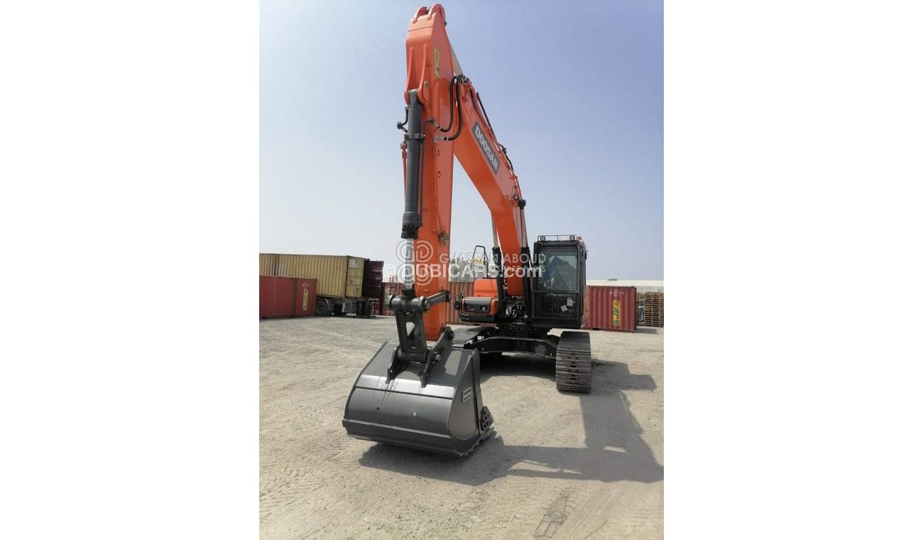 Doosan DX225 LCA DOOSAN DX225 LCA – CHAIN EXCAVATOR OPERATING WEIGHT 22 TON APPROX. WITH BUCKET 1.08 Cu.M BUCKET ( HE