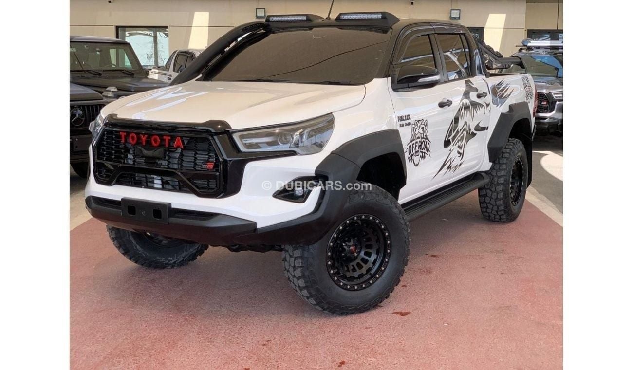 Toyota Hilux SR5