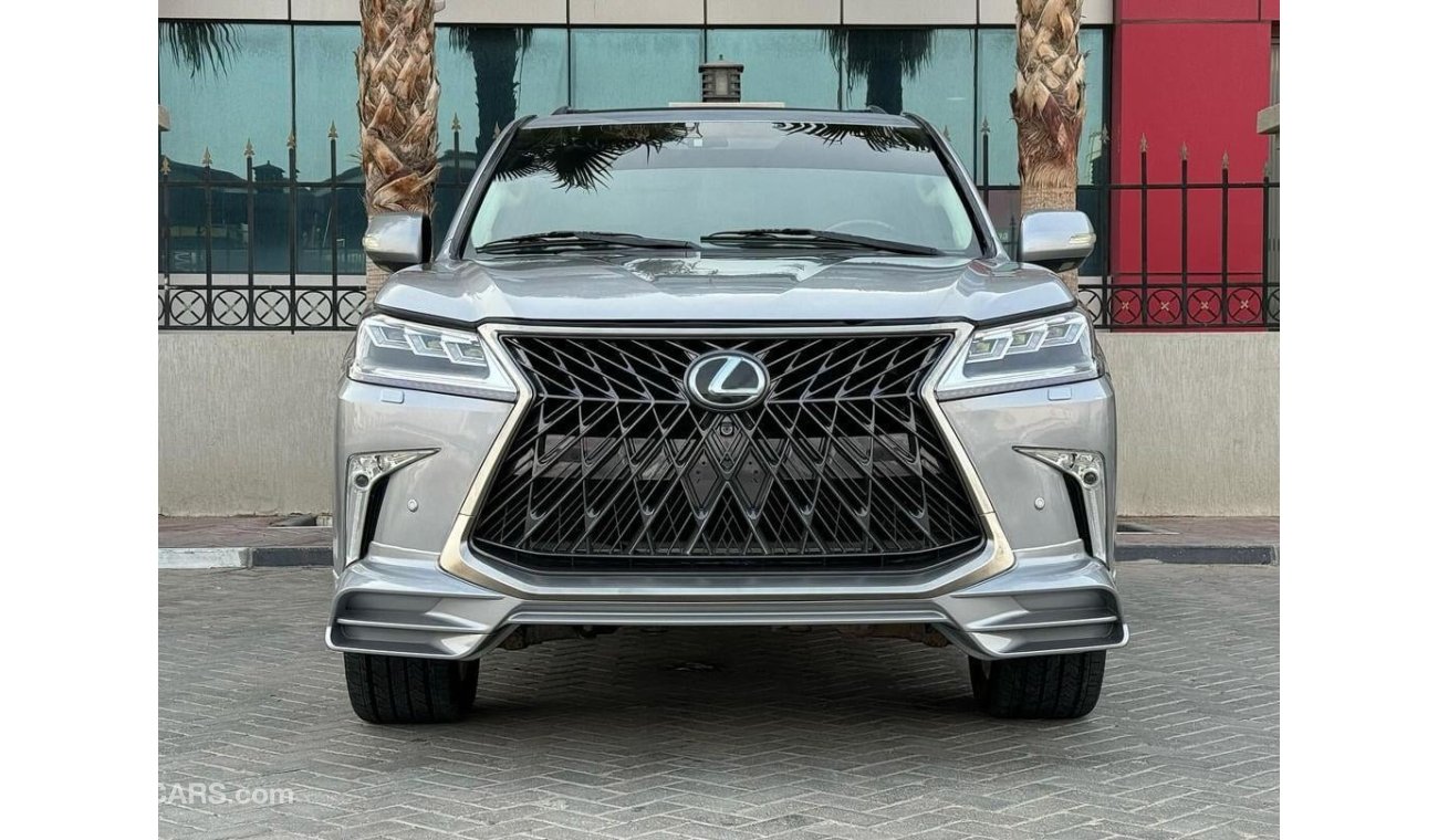 Lexus LX570 لكزس LX 570 s خليجي 2010 محول 2020