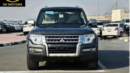 ميتسوبيشي باجيرو GLS 3.5/ 4WD/ DVD CAMERA/ LOW MILEAGE/ 861 MONTHLY /LOT#701811