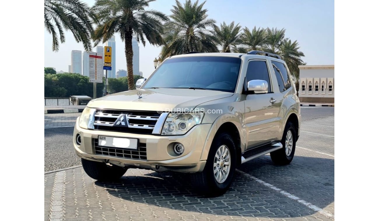 Mitsubishi Pajero PAJERO 2013 GCC 2 DOOR  LOW MILEAGE