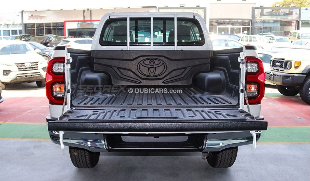 Toyota Hilux DC 2.4L Diesel, 4WD 6A/T FOR EXPORT