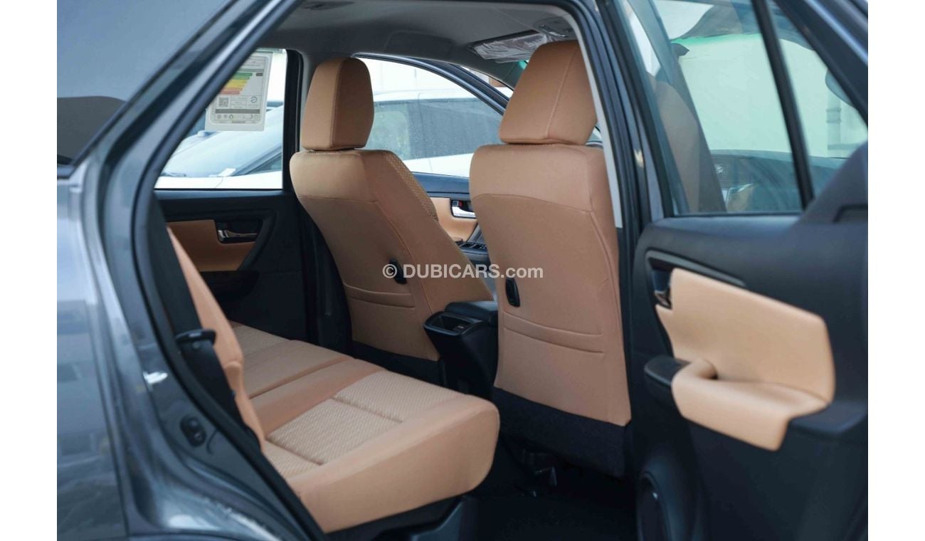 تويوتا فورتونر 2024 TOYOTA FORTUNER LOW 2.4 - GREY METTALIC inside QUARTZ | Export Only