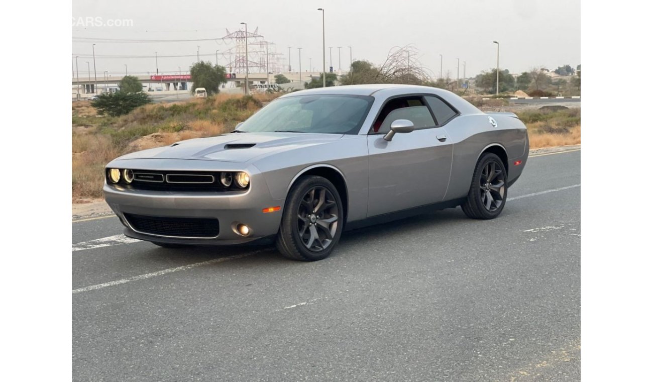 Dodge Challenger SXT Supertrack