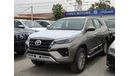 Toyota Fortuner VXR V6 4.0L AT