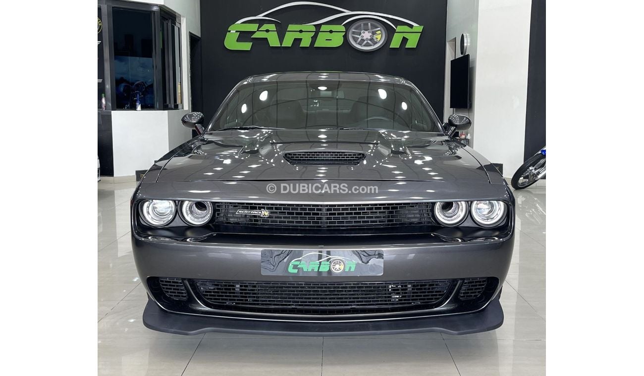 Dodge Challenger 392 Hemi Scat Pack Shaker 6.4L