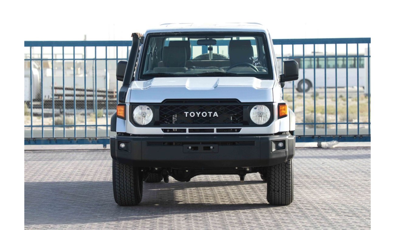 Toyota Land Cruiser Pick Up 2024 Toyota LC79 4X4 Double Cab 4.5 V8 - Silver Metallic inside Beige | Export Only