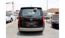 Hyundai H-1 Mid ACCIDENTS FREE - GCC - FULL OPTION - SUNROOF - AUTOMATIC GEAR - PERFECT INSIDE OUT