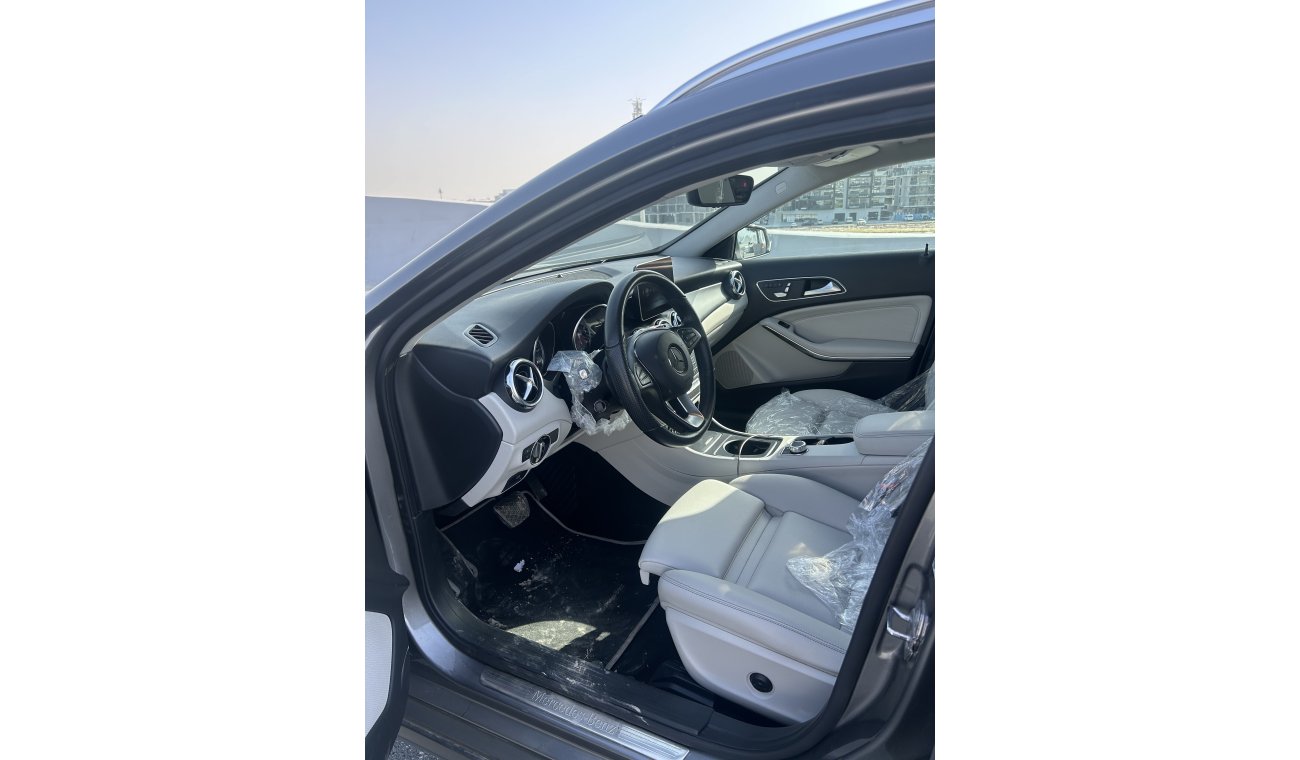 مرسيدس بنز GLA 250