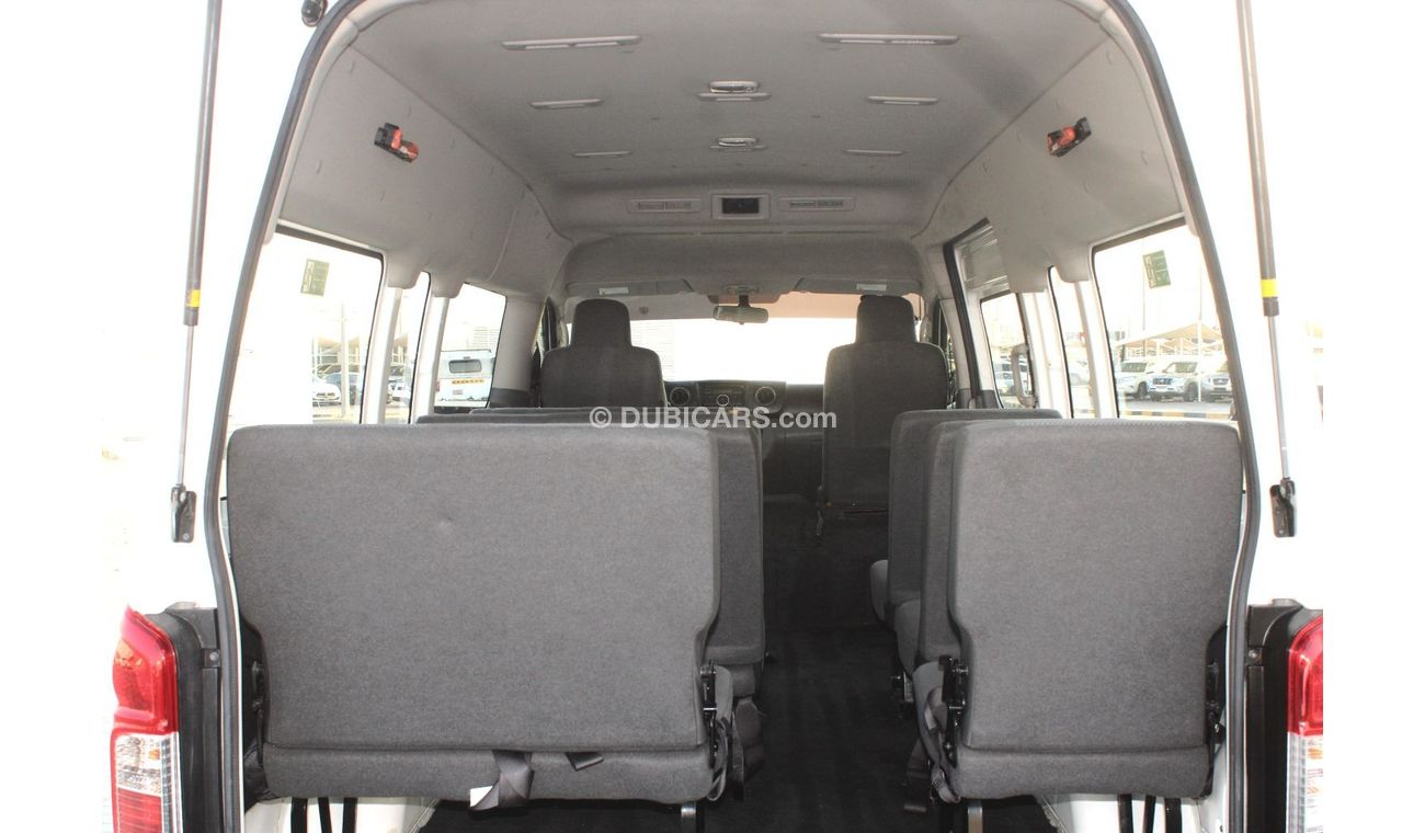 Nissan Urvan NISSAN URVAN MICROBUS 2017 GCC IN EXCELLENT CONDITION