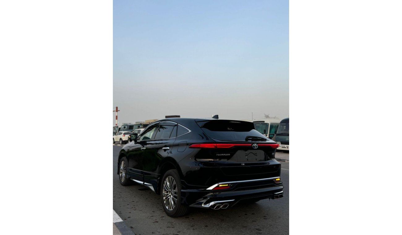 Toyota Harrier TOYOTA HARRIER NEW SHAPED MODEL 2022 (RIGHT HANDED)