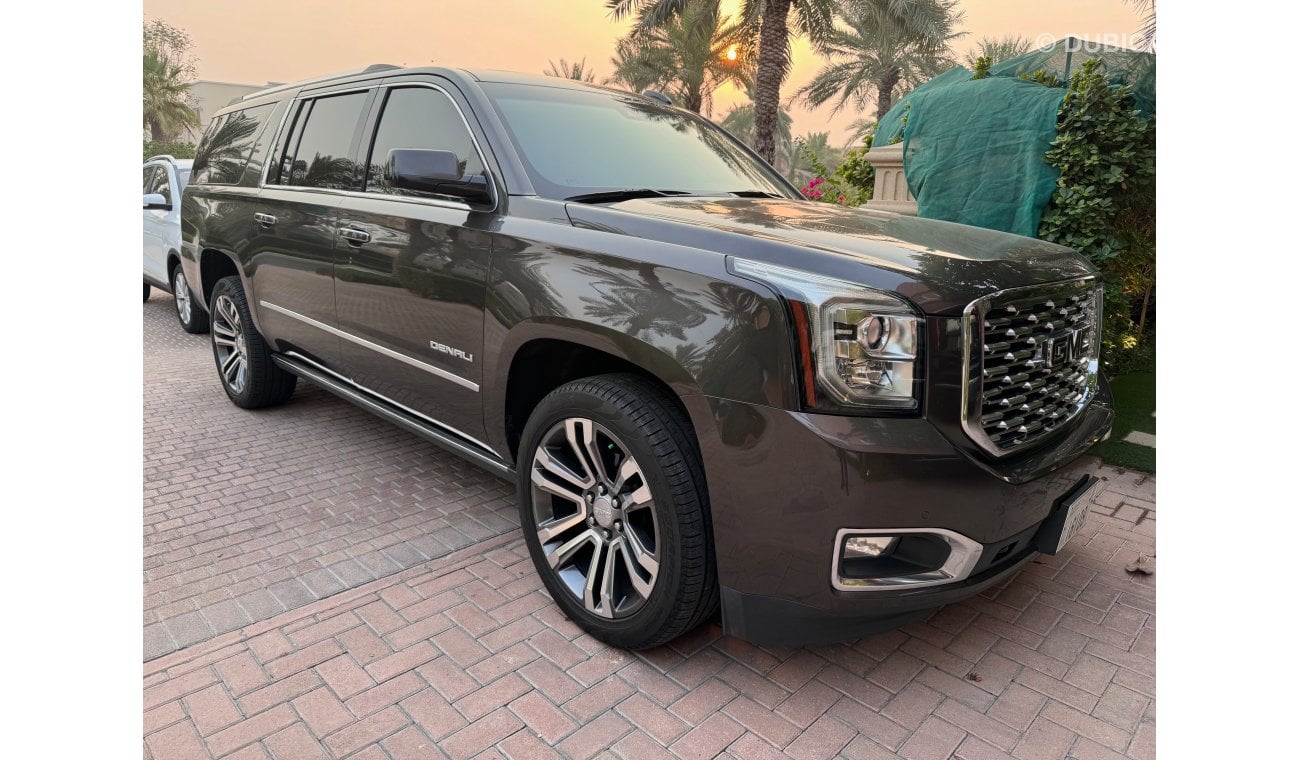 جي أم سي يوكون XL Denali 6.2L (7 Seater)