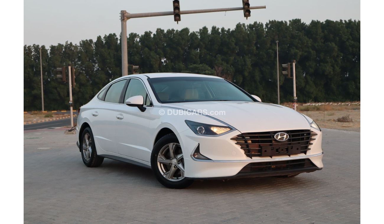 Hyundai Sonata Base 2.5L