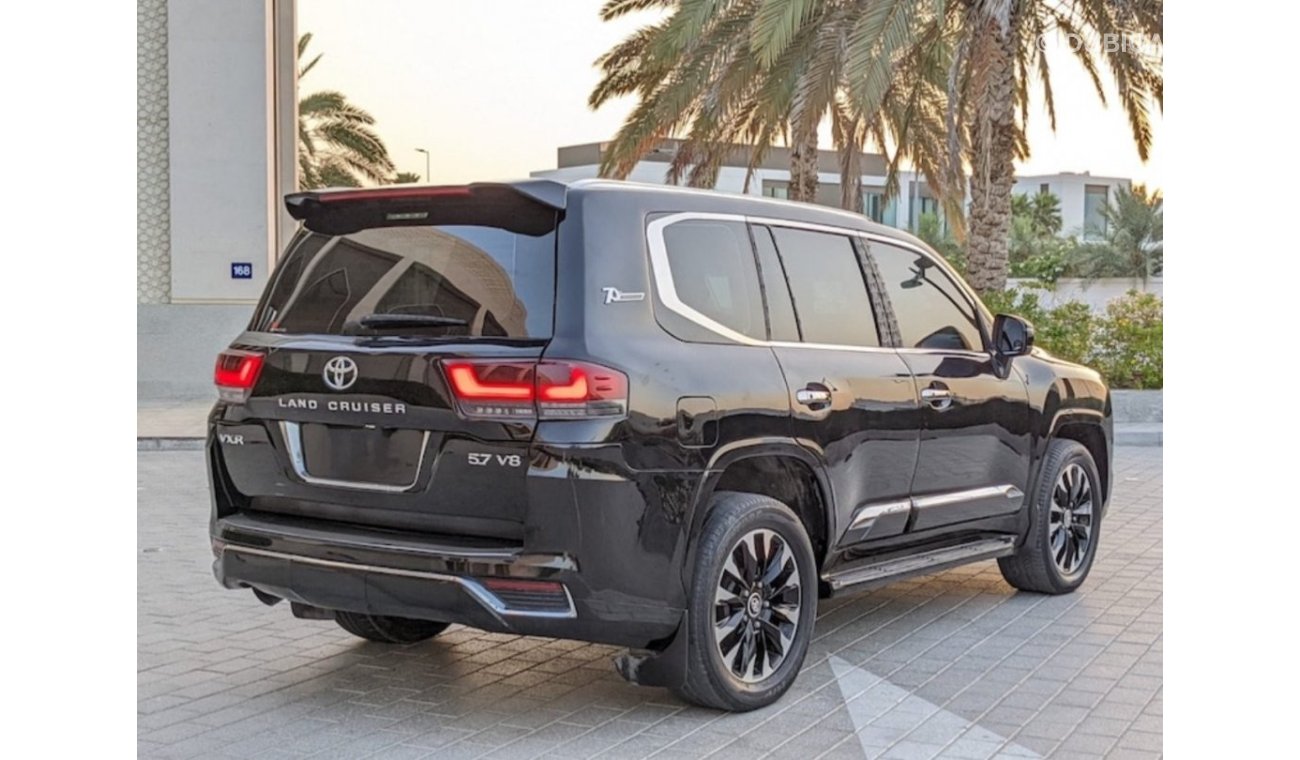 تويوتا لاند كروزر Toyota Land Cruiser 2015 VXR LHD petrol