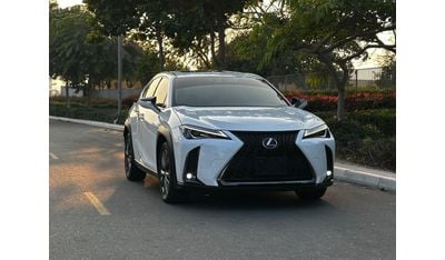 لكزس UX 200 F Sport Platinum 2.0L (160 HP)