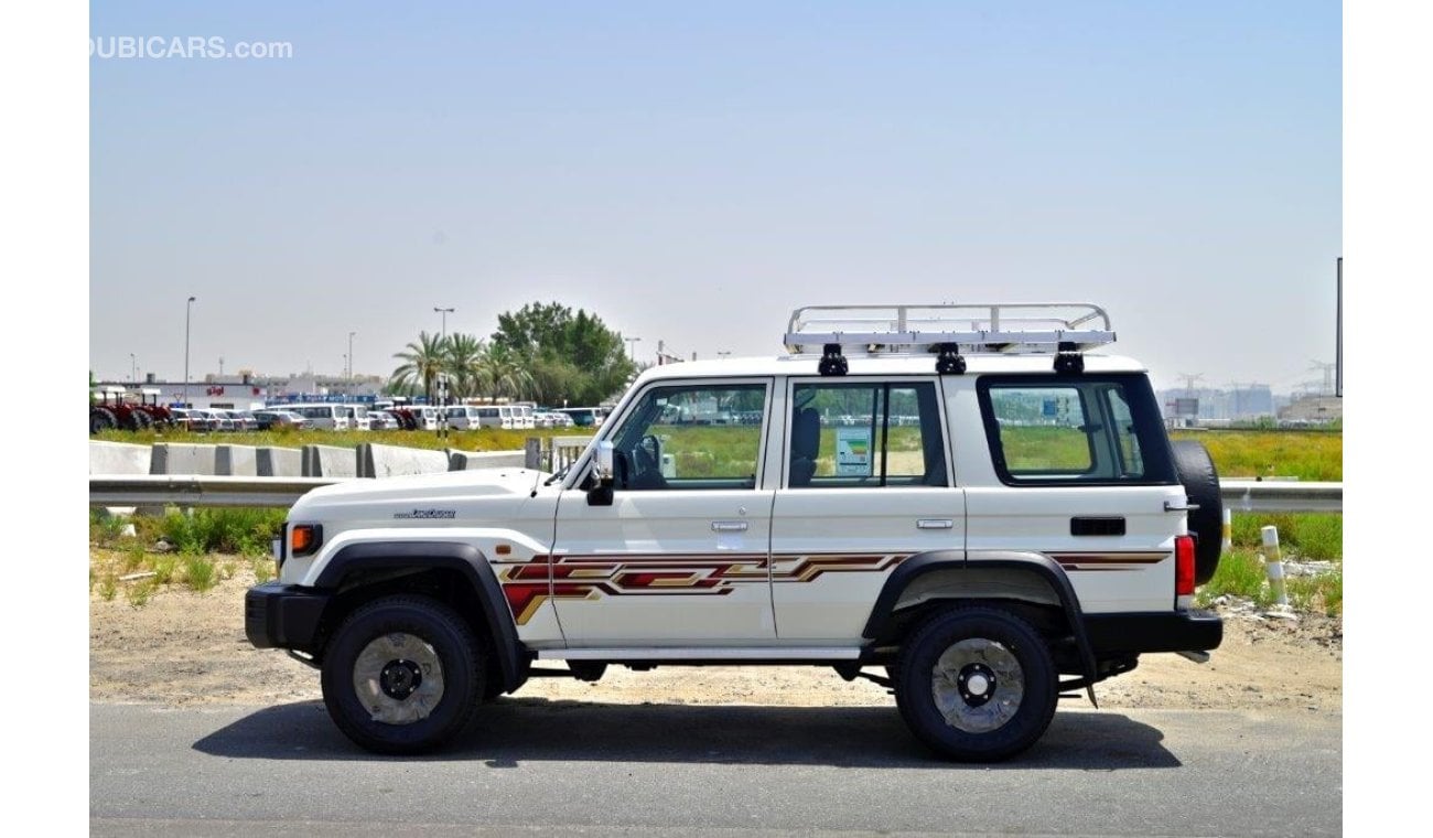 تويوتا لاند كروزر هارد توب 2024 TOYOTA LAND CRUISER 76 HARDTOP V6 4.0L PETROL 4WD MT