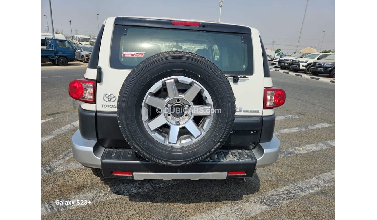 Toyota FJ Cruiser 2023 Toyota FJ Cruiser 4.0L Petrol Automatic