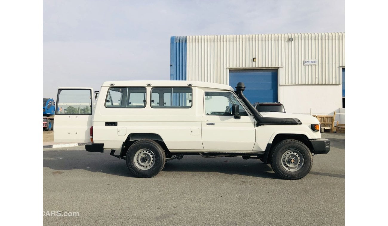 Toyota Land Cruiser Hard Top 78 4.2L Diesel 2024YM