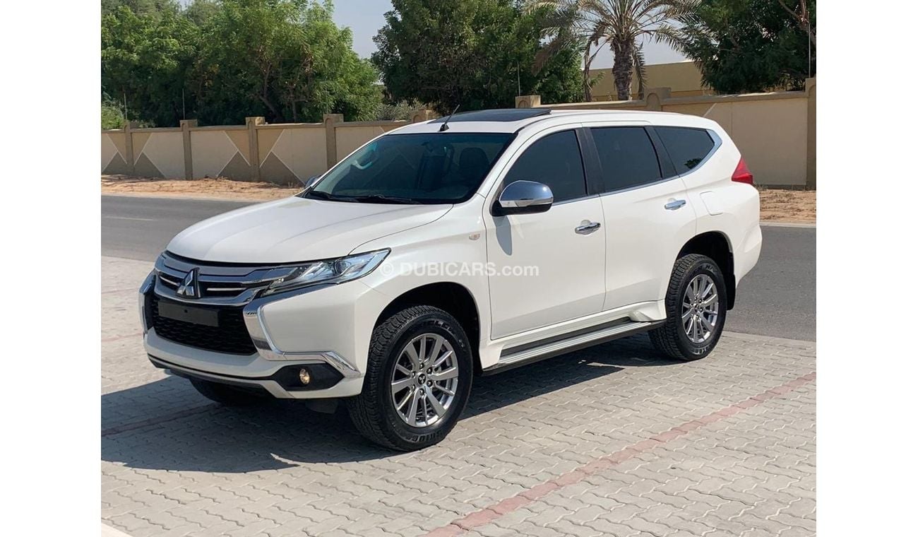 ميتسوبيشي مونتيرو MITSUBISHI MONTERO 2019 Sunroof,GCC SPECS