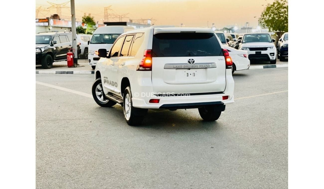 تويوتا برادو Toyota prado 2020 VXL V4 2.7 fuel petrol Excellent condition