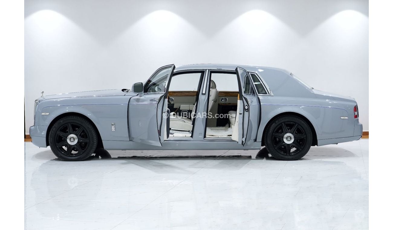 رولز رويس فانتوم Std 6.8L Sedan 2014 ROLLS ROYCE PHANTOM 61000 KM GCC