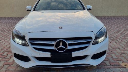 مرسيدس بنز C 300 Luxury 2.0L