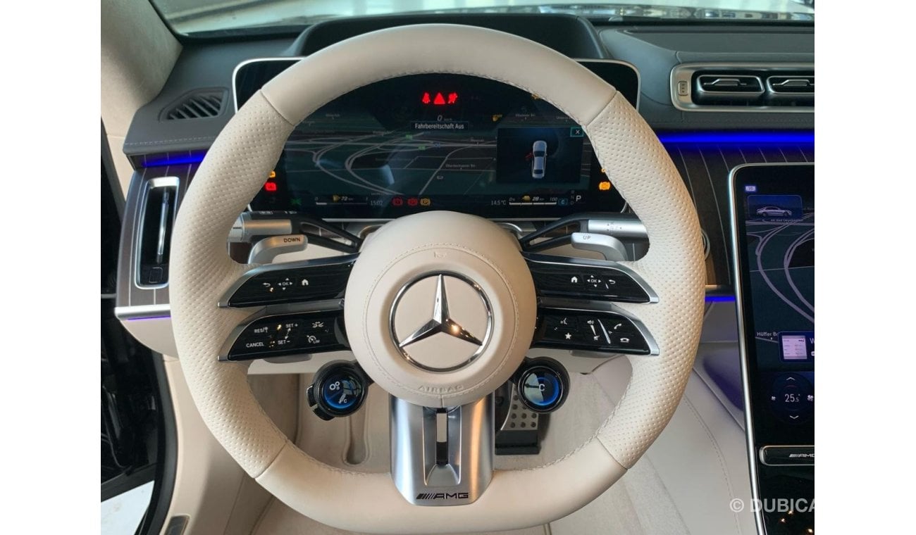 مرسيدس بنز S 63 AMG AMG (ليلي وأنيق، ديكور) * زنبرك هوائي * محور خلفي * كاميرا 360 درجة * شاشة عرض ثلاثية الأبعاد * شاشة