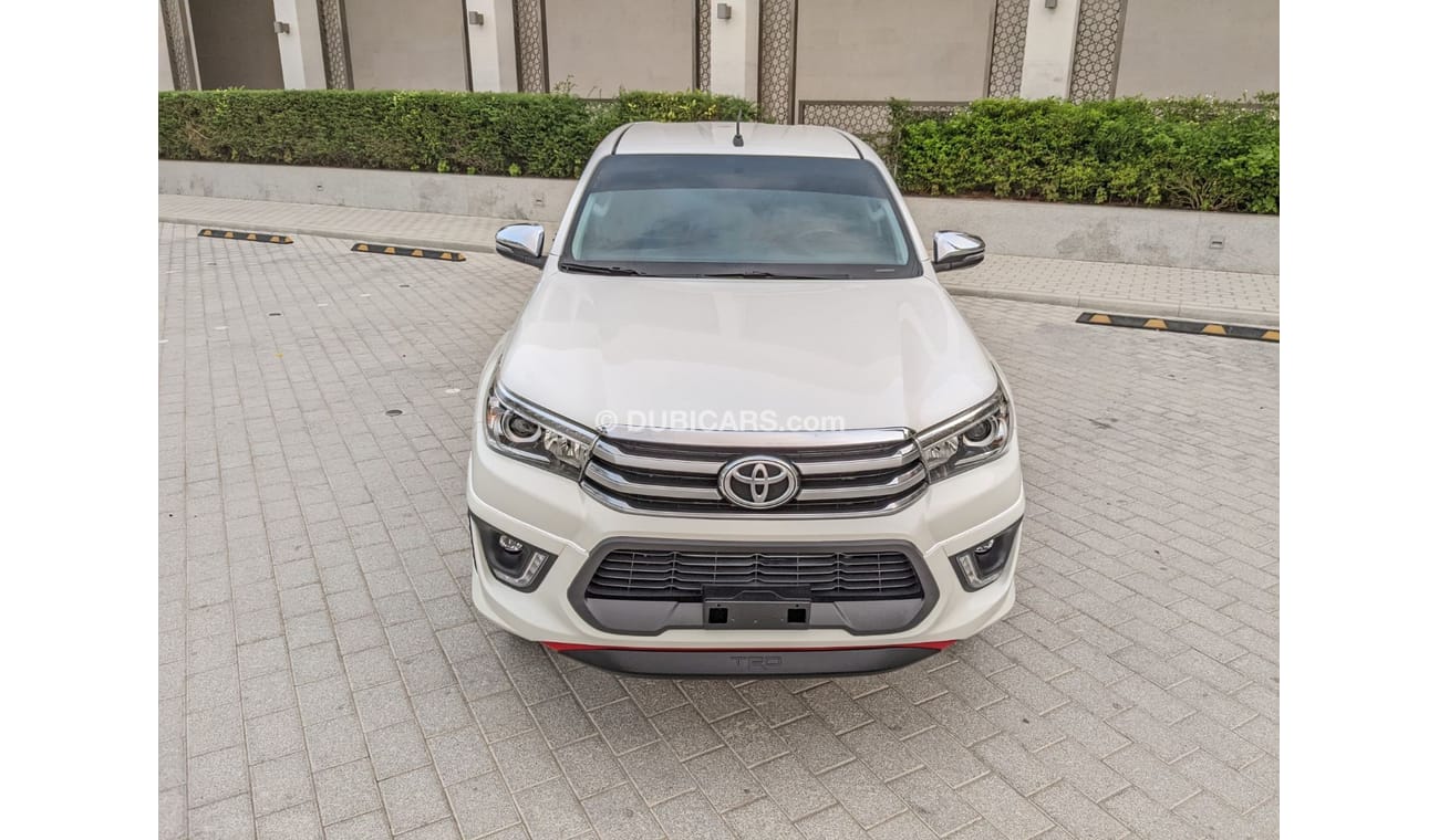 تويوتا هيلوكس TOYOTA HILUX TRD 2018 WHITE GCC