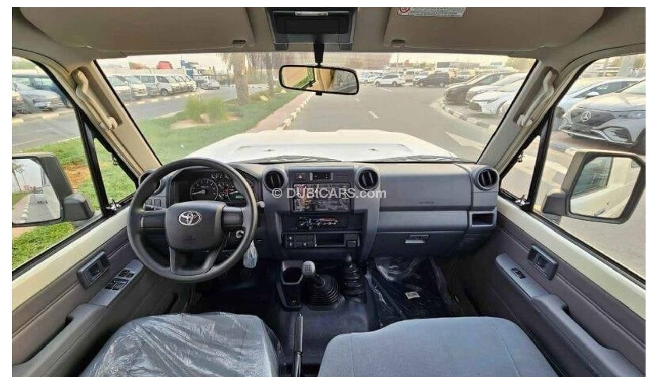 تويوتا لاند كروزر هارد توب Land cruiser  lc78 hardtop 3doors 4.2L DIESEL V6 MY2024 FOR EXPORT ONLY