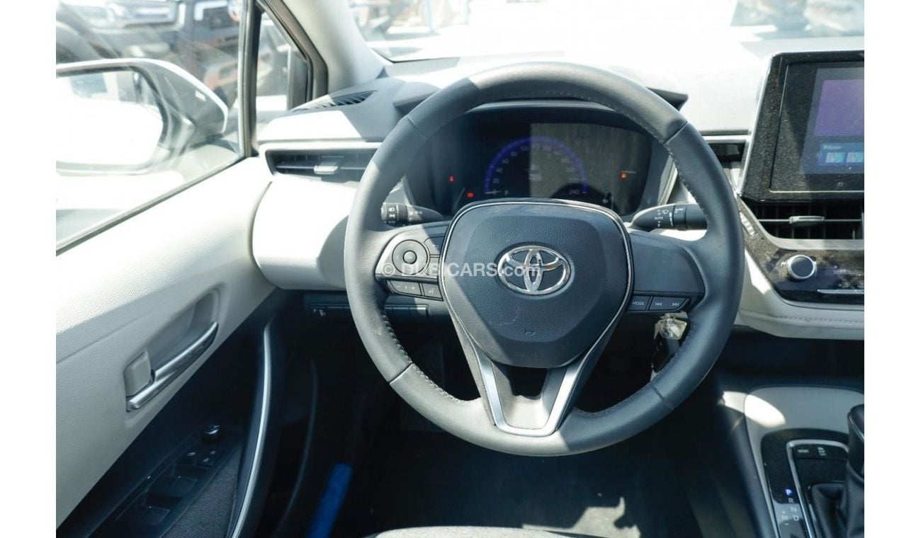 تويوتا كورولا TOYOTA COROLLA 1.8 AT WITH SUNROOF WHITE 2024