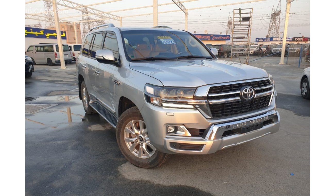 Toyota Land Cruiser GXR - V6 - FULL OPTIUON (PETROL)