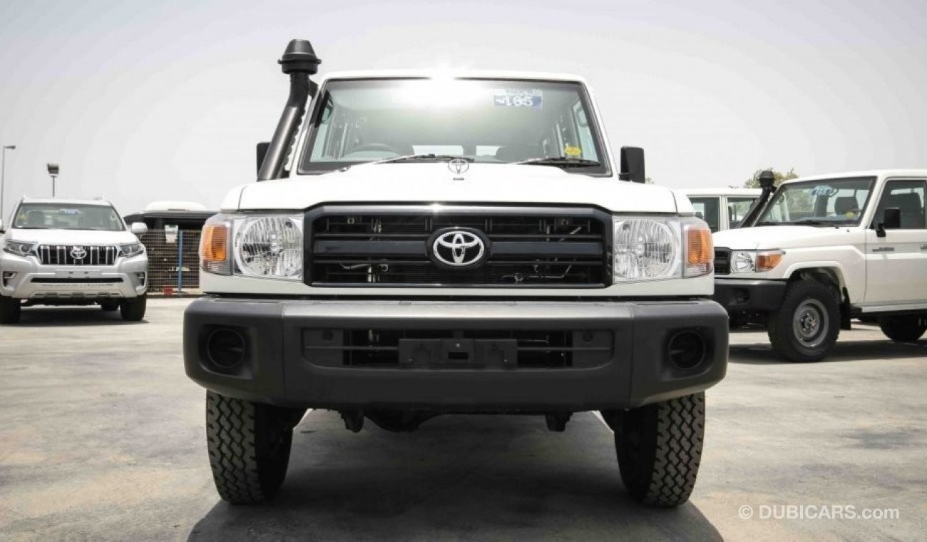 Toyota Land Cruiser Hardtop 5 Door 4.2L Diesel M/T RHD