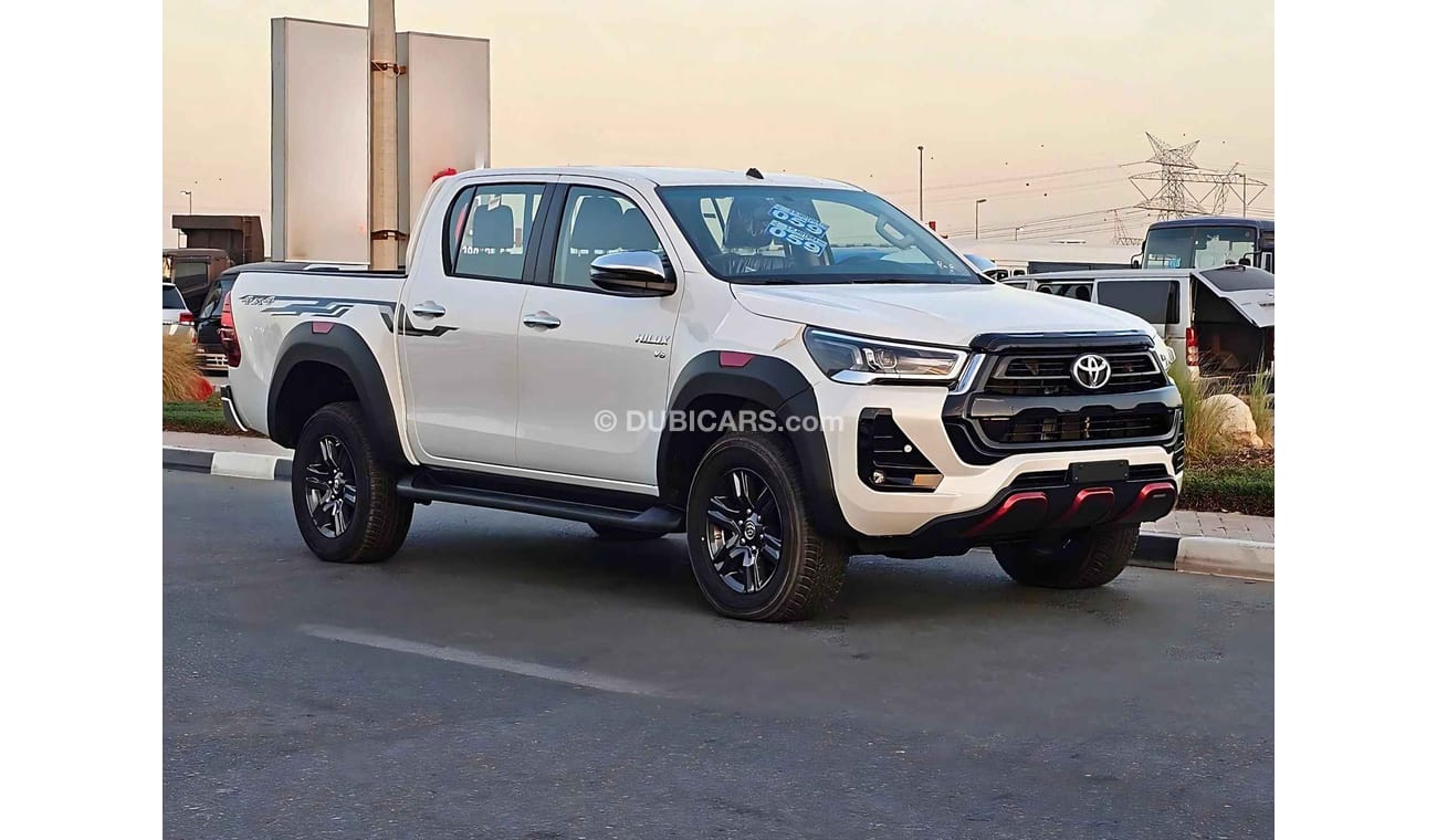 تويوتا هيلوكس WIDE BODY / TRD KIT / 4.0L V6 A/T  PETROL / PUSH START / 4WD (CODE # 68073)