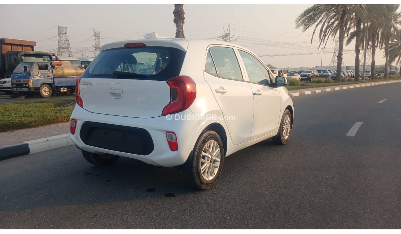 Kia Picanto 4X2 FWD 1.2L petrol White color ..only for Export