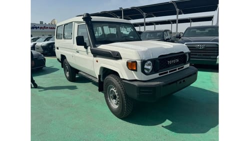 Toyota Land Cruiser Hard Top 4.2L DIESEL 3 DOORS M/T 2024