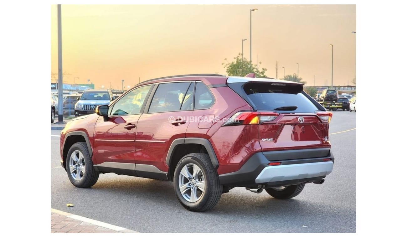 Toyota RAV4 RAV4 XLE 4X4 2022 EXPORT PRICE