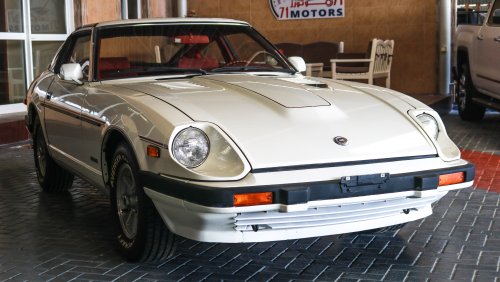 Datsun 280ZX Datsun ZX 280 is in excellent condition and has absolutely no defects