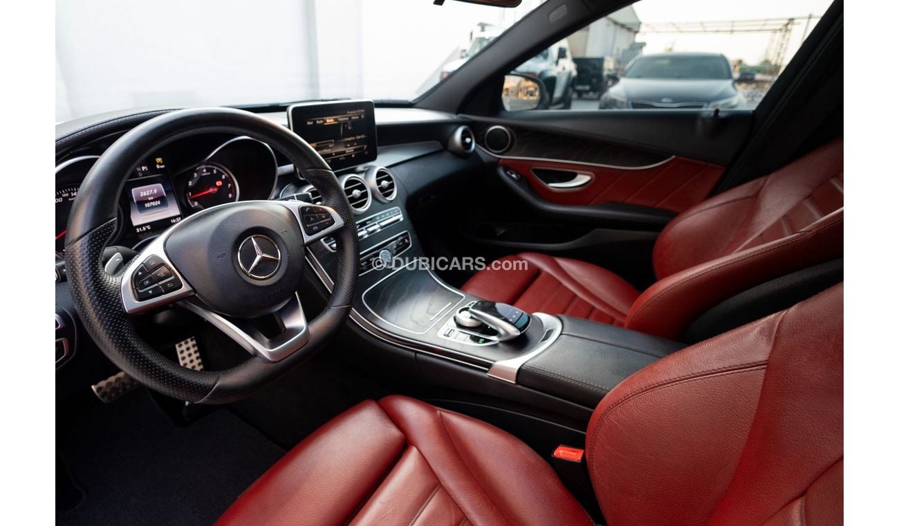 مرسيدس بنز C200 Mercedes-Benz C200 AMG Pack 2016 GCC under Warranty with Flexible Down-Payment.