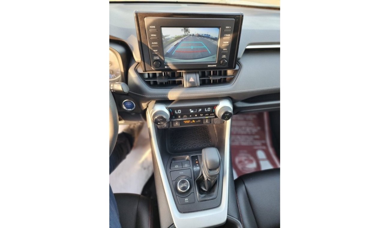 تويوتا راف ٤ TOYOTA RAV4 XLE HYBRID FULL OPTION