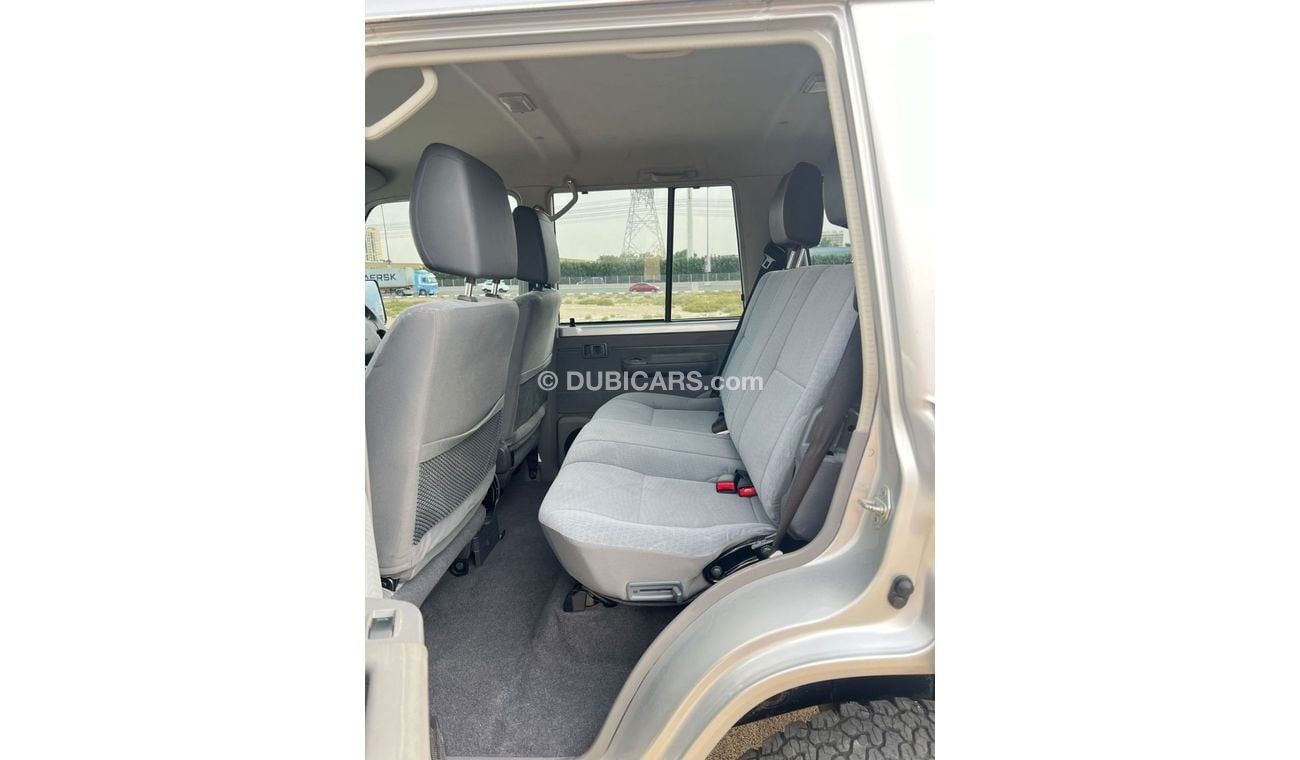 Toyota Land Cruiser Hard Top