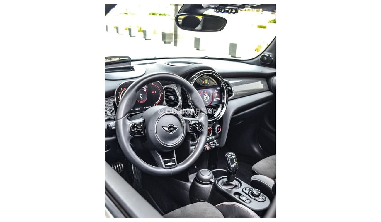 Mini John Cooper Works Coupé Mini John Cooper Works Coupé 2023 GCC Specs With Service History