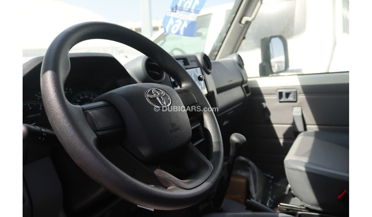 Toyota Land Cruiser Pick Up 2024 TOYOTA LAND CRUISER 4.2 V6 DIESEL **EXPORT ONLY**التصدير فقط خارج الخليج**