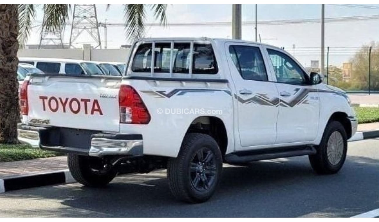 تويوتا هيلوكس New Toyota Hilux 2024 TOYOTA HILUX 2.7 AT WHITE Export only