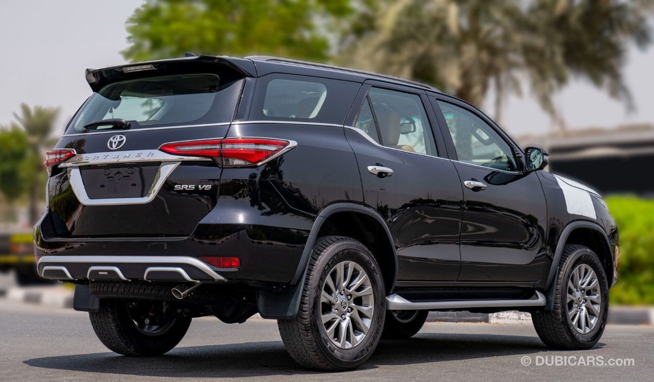 تويوتا فورتونر Toyota Fortuner 4.0 2023 black