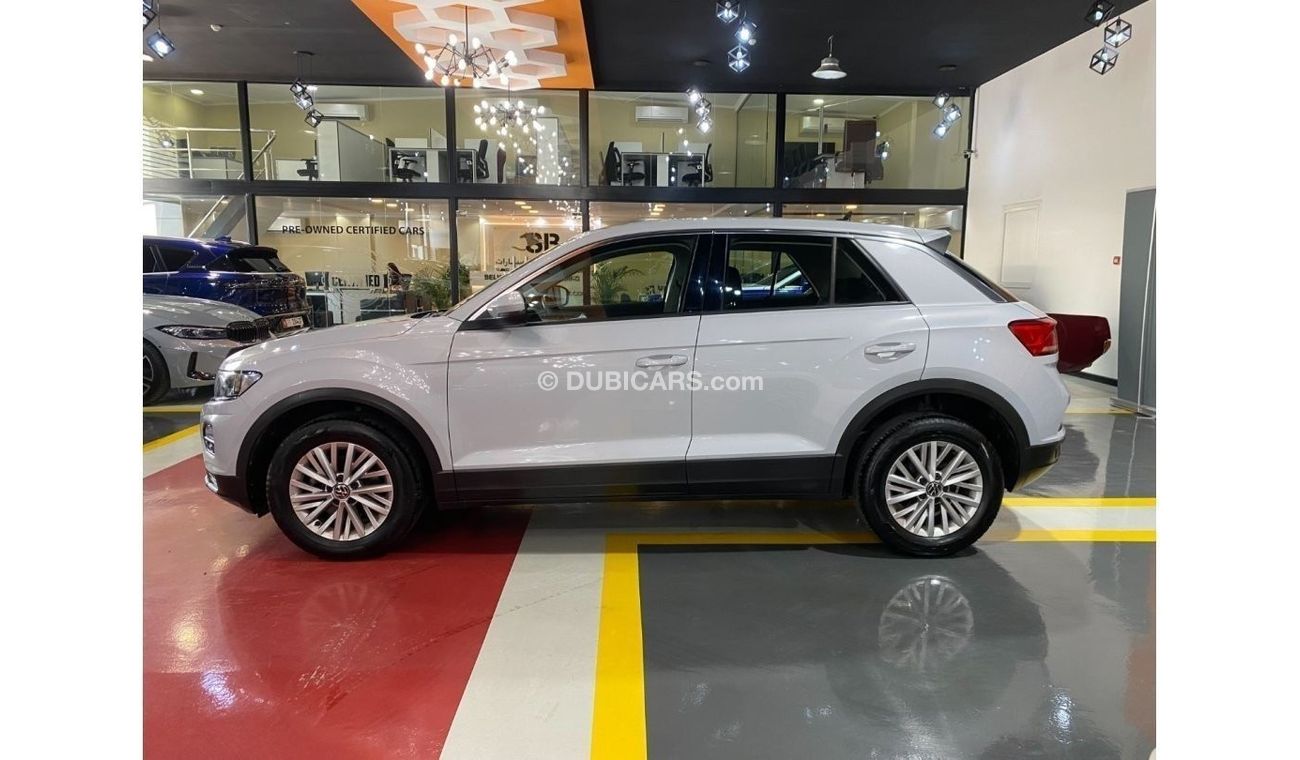 فولكس واجن T ROC AED 1250 EMi @ 0% DP | Volkswagen T-Roc 2021 TREND LINE | 1.4L | GCC | FWD | Under Warranty |